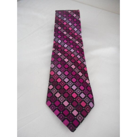 Vintage 100% silk Arrow Purple Pink geometric Tie - Picture 1 of 4